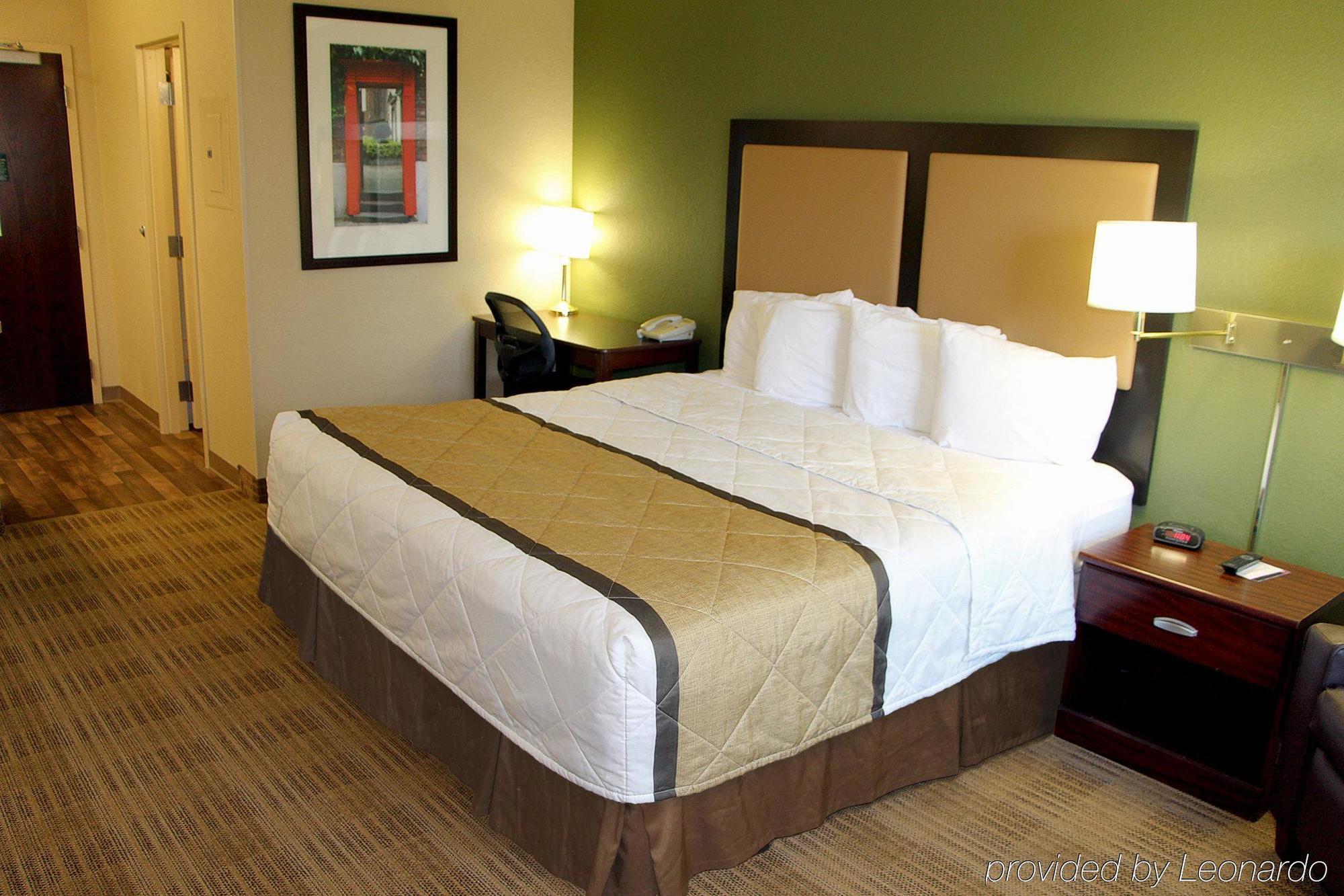 เอ็กซ์เทนด์ สเตย์ อเมริกา พอร์ตแลนด์ เกรแชม Hotel ภายนอก รูปภาพ